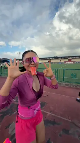 My new favorite running sunglasses!💗💗 #fypage #foryou #fyp #Running #trend #training #marathontraining #essentials 