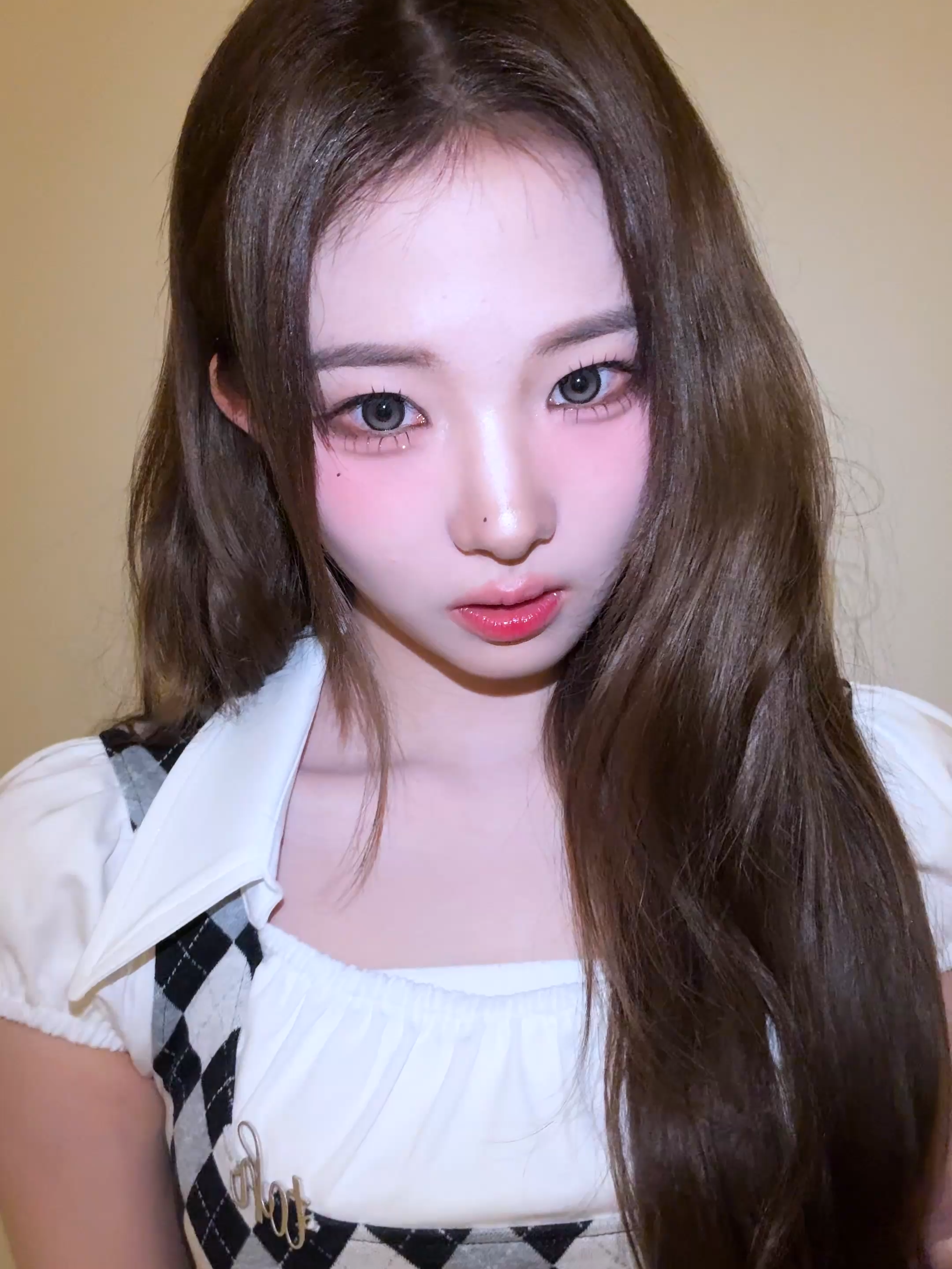 문학소녀..📚 #tripleS #트리플에스 #トリプルS #トリプルエス #トエス #HaYeon #하연 #ハヨン