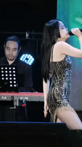 #huangling #singing #singer #fyp 