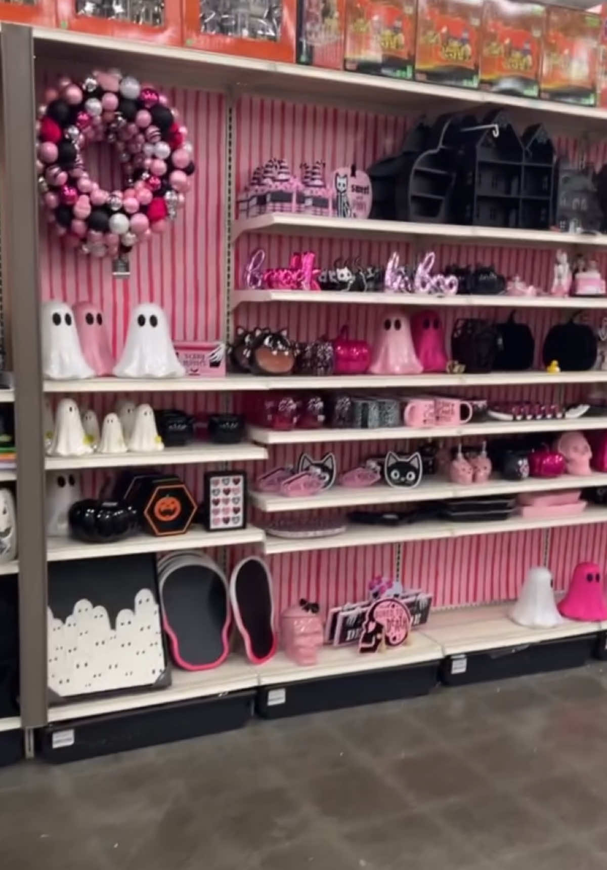 Code Orange At Michael's #spooky #halloweenhome #halloweenshopping #pinkoween #michaelscraftstore 