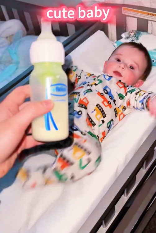 #fyp #foryou #foryoupage #funnybaby #babiesoftiktok #babylovers #cutebaby #babylove #usa #funny 