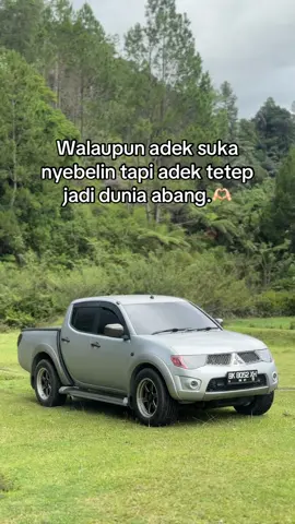 Abang sayang adek ko.🗿 #triton4x4club #fyppppppppppppppppppppppp #tritonganteng #cumidart #fyp 