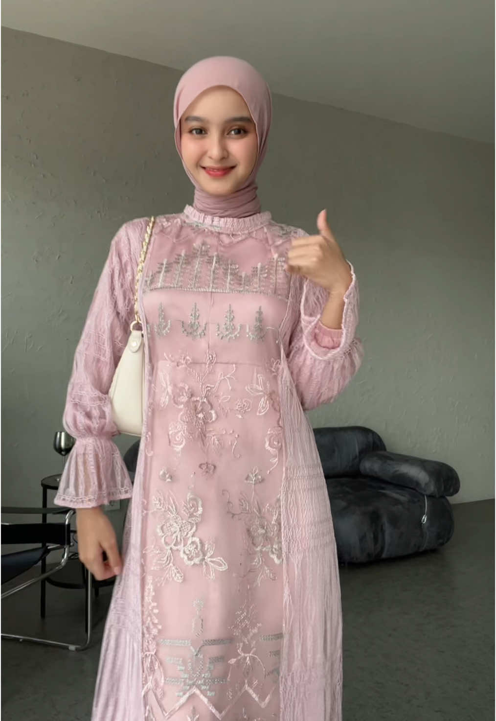 #hijablabel_hl #zeyadress#dressterbaru #Rekomendasi #rekomendasidresskondangan #gamiskondangan 