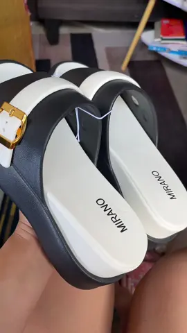 #wedgesandals #wedgeheels #sandalsforwomen #comfysandals #thicksolesandals 