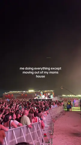 she don’t want me to leave tbh   