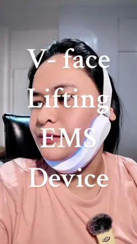14 Days usage on Double Chin. V Face EMS did the magic! 🪄💆‍♀️ #doublechin #FaceLiftDevice #VFace #emsdevice #SnatchedJawline #TikTokMadeMeTryIt #BeforeAndAfter