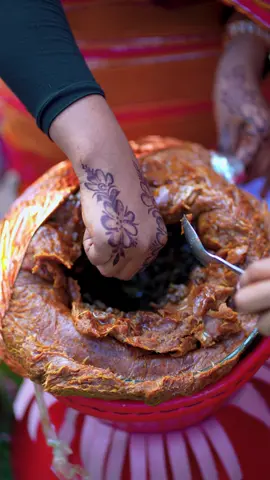 Sxbka ama saxibta aad hadiyad ahan ugu geyn lahayd mention soo dheh#dhaqankasomalida #muxzinpro #cultute #dhaanto 