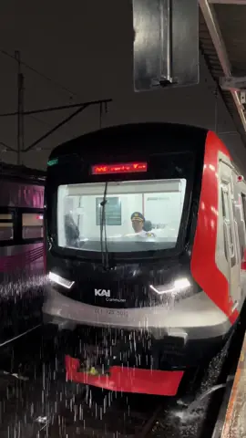 Edisi Kesukaan Anak Kereta Kena Hujan Wipers Bergerak Gerak Commuterline Jabodetabek KRL Commuterline Commuterline Indonesia Kereta Api Indonesia KAI Kereta Rel Listrik Train Railfans Trainslover  #krl #kai #krl #commuterline # #keretaapi #commuterline #commuterlife #commuters #commuterlinejabodetabek #krlcommuterline #kai #keretaapiindonesia #keretaapikita #kereta #railfans #train #railfanskndonesia #railway #trainlovers #transportation #transportasi #transportasiumum #transportasiindonesia #transportasimaju #transportasidarat 