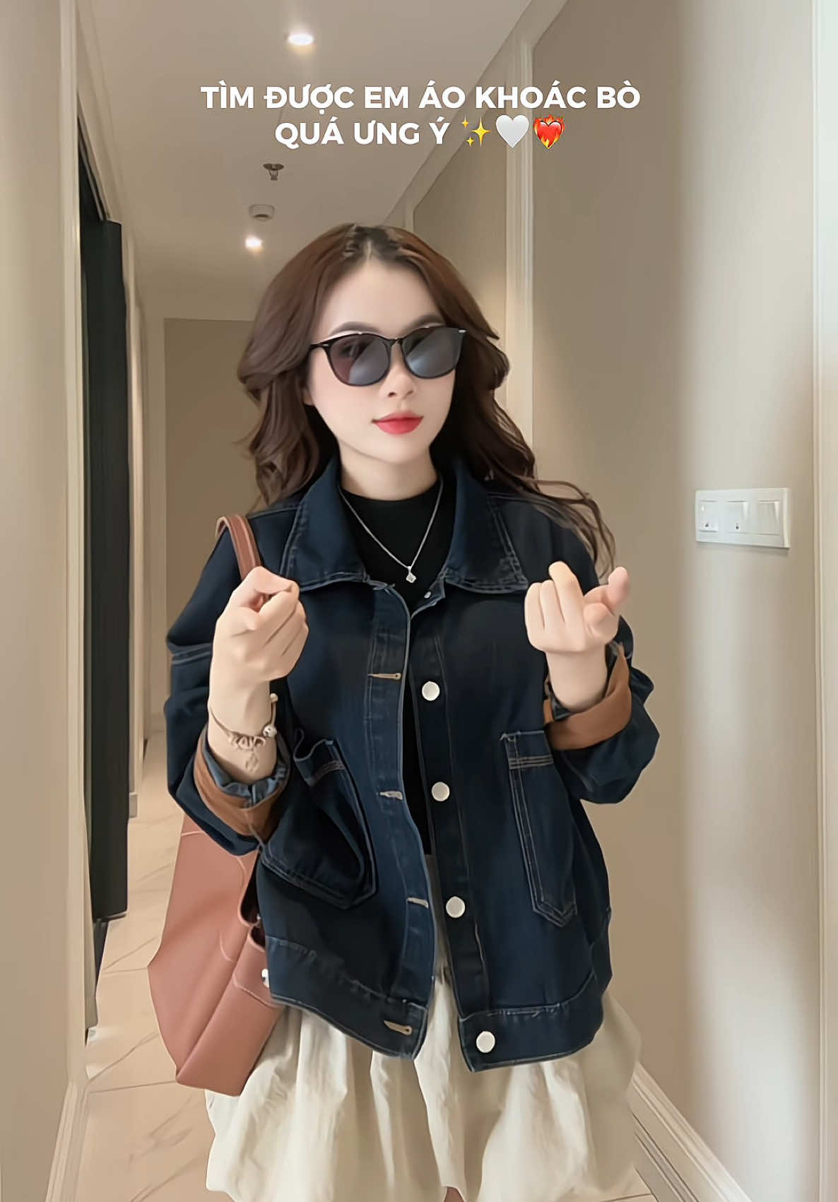 Ê đẹp lắm ý. Quá rẻ cho 1 em áo đẹp xuất sắc như thế này ❤️‍🔥❤️‍🔥❤️‍🔥 #xuhuong #jean #aokhoacbo #thoitrangnu 