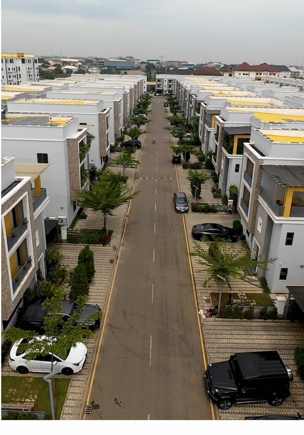 Serene streets. Sleek design. Cosgrove Smart Estate, Wuye, Abuja. #smarthomes #cosgrove #realestate #droneshot #investment 