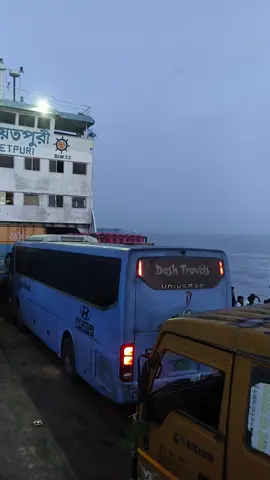 যখন ফিল করবেন,আপনি কারো কাছে বিরক্তকর হয়ে যাচ্ছেন,তখন নিজ থেকে সরে আসবেন এটা আপনার দ্বায়িত্ব...!💗 #foryou #black_mehedi #foryoupage #fyp @TikTok @TikTok Bangladesh 