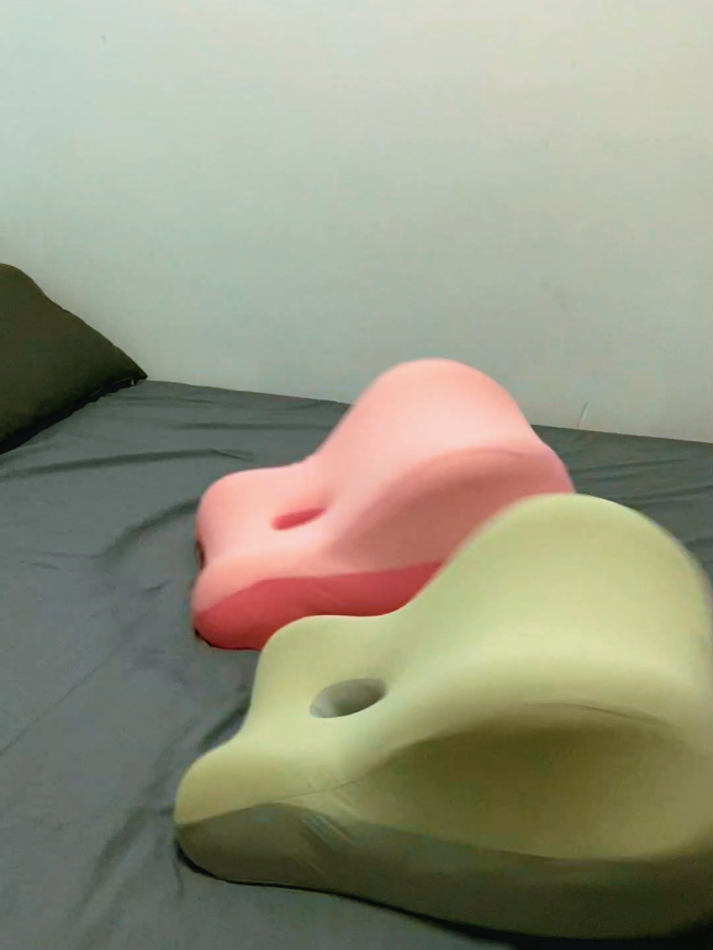 Boost Your Yoga Flow with This Hip Pillow!!#YogaEssentials #YogaHacks#CouplesFitnessl #ComfortGoals#HipSupport |#HomeWorkout#FitnessGadgets #foryou #tiktok#couplegifts #pillowhack #pillow#coupletime #fyp #yoga 