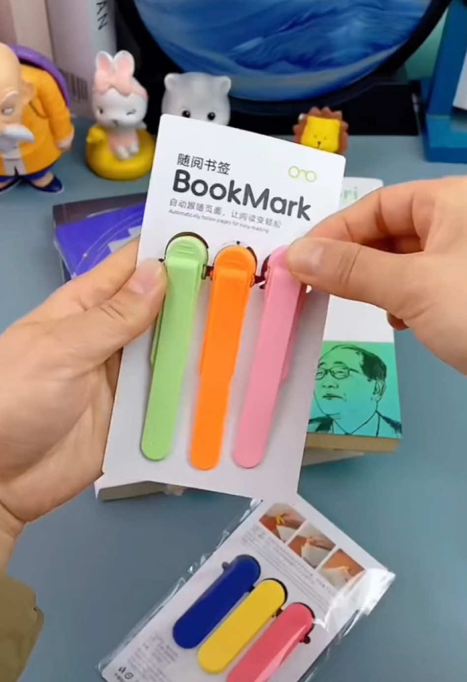Easy to locate book page😏#gadgets #coolgadgets #coolstuff #product #shopping #amazonfinds #amazonmusthaves #LearnOnTikTok #tiktokmademebuyit #fyp 