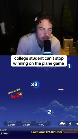 college student can’t stop winning on the plane game #rydurz #planegame #kickstreaming 