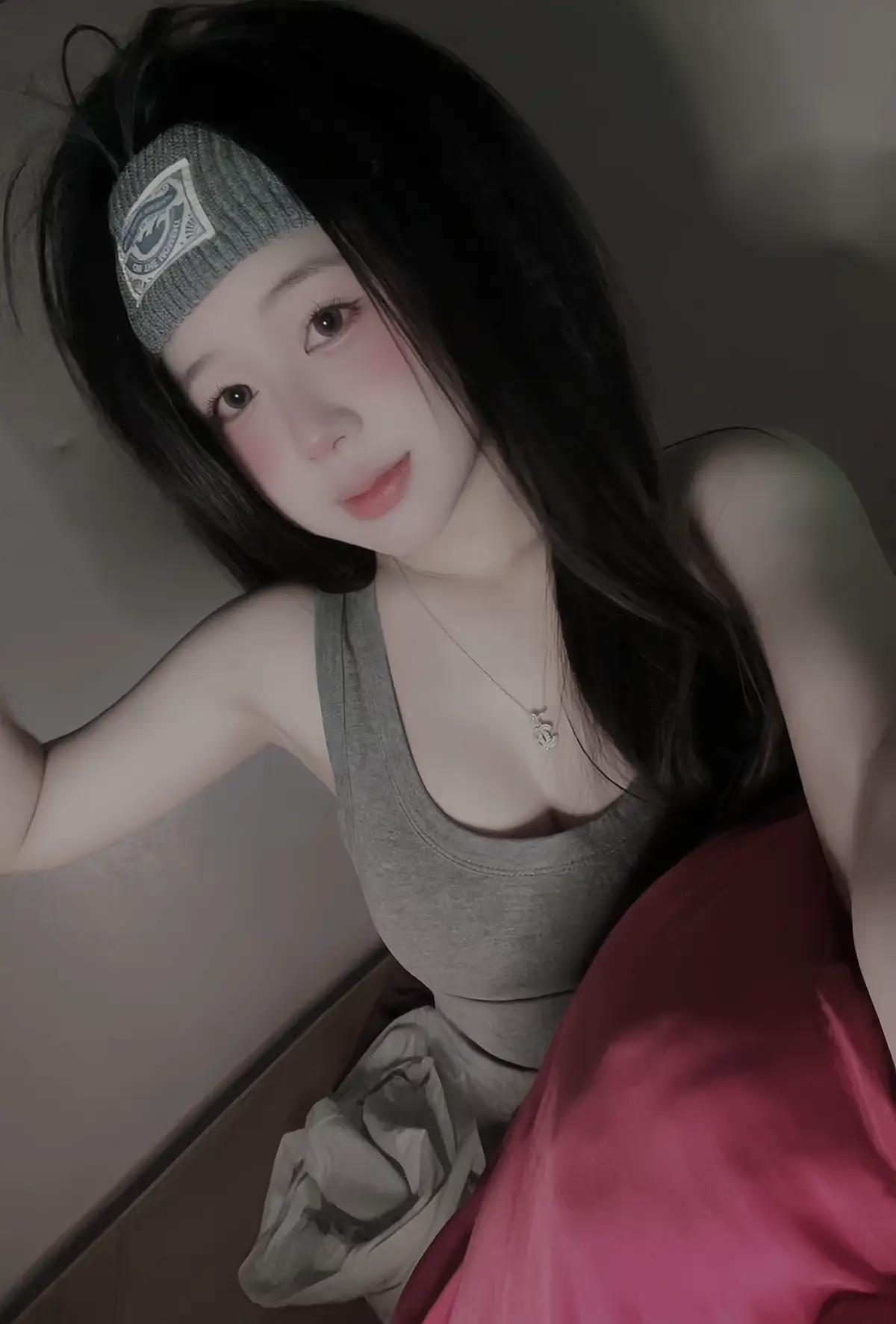 Là cô gái vị tha em sẵn sàng bỏ qua những thứ ko đáng...?#xh 