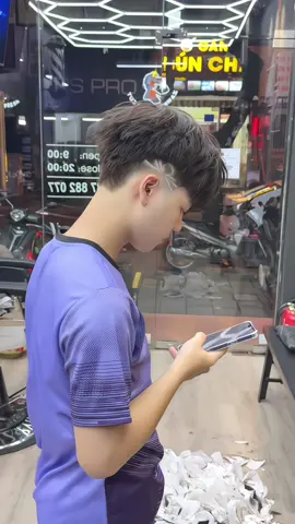layer texture x mullet mini #zawntusfreshcut #viral #xuhuong #hair #messy #texture #burstfade #lowfade #layertexture #tocnamdep #fyp 