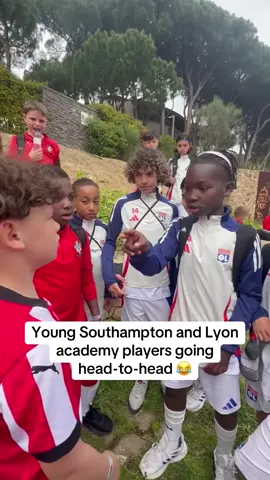 It’s the “Nyah Nyah Nyah NYAH!” 🤣 (via Michaela_Francis/IG) #academy #southampton #lyon 