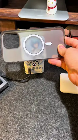 Có Magnetic hỗ trợ sạc Magsafe mỏng nhẹ mờ đẹp , dày chỉ 0.9mm tăng hiệu quả hít chặt hơn #tomobox #tomobox77 #SlimCase #ỐpLưngMỏng   #VigearCase #ỐpVigear   #UltraThin #SiêuMỏng   #LightweightDesign #ThiếtKếNhẹNhàng   #PhoneProtection #BảoVệĐiệnThoại   #MinimalStyle #PhongCáchTốiGiản   #BarelyThereCase #ỐpNhẹNhưKhông   #0.9mmThin #Chỉ0.9mm