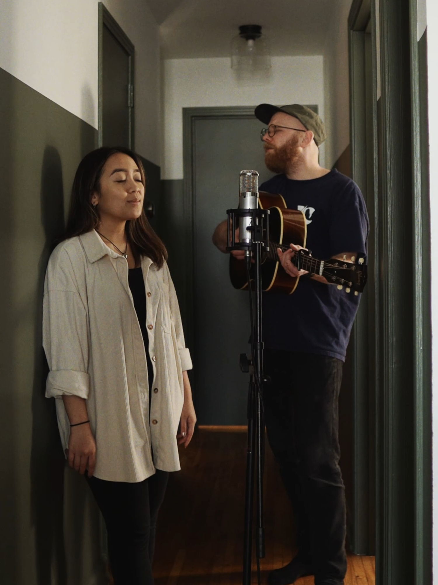 Our first collab cover series is wrapping up soon 😢💛  ‘Home’ is the final track — pre-save the full EP now! @figuersmusic http://bit.ly/3TxfOva #themacaronsproject #figuersmusic #Home #edwardsharpeandthemagneticzeros #duets #lovesong#lagucover #akustikcover #livemusic #indomusikcover #acousticcovers #fypindo #indomusikgram #indonesia #acousticlive