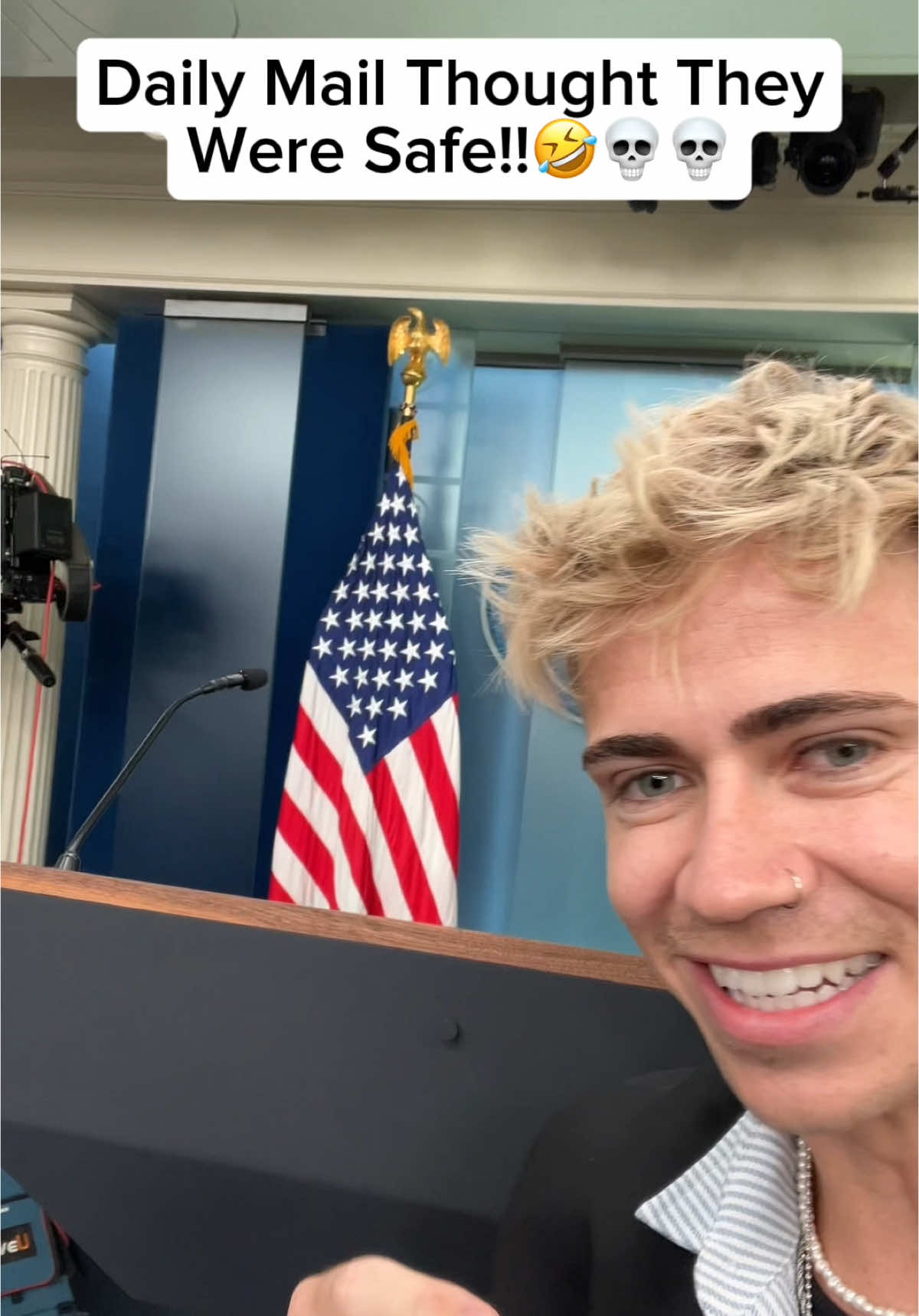 Dylan Mail >> @Daily Mail 