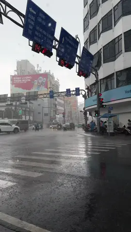 #mưa #sgbuồn #shippertudosg 