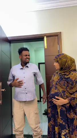 Ninkaaga wax kasto markuu kaa daba sameyo sas yeel🤣🤣#0904513229 @ZARA Beauty &Cosmeticas Garowe @Zara_aliiii 