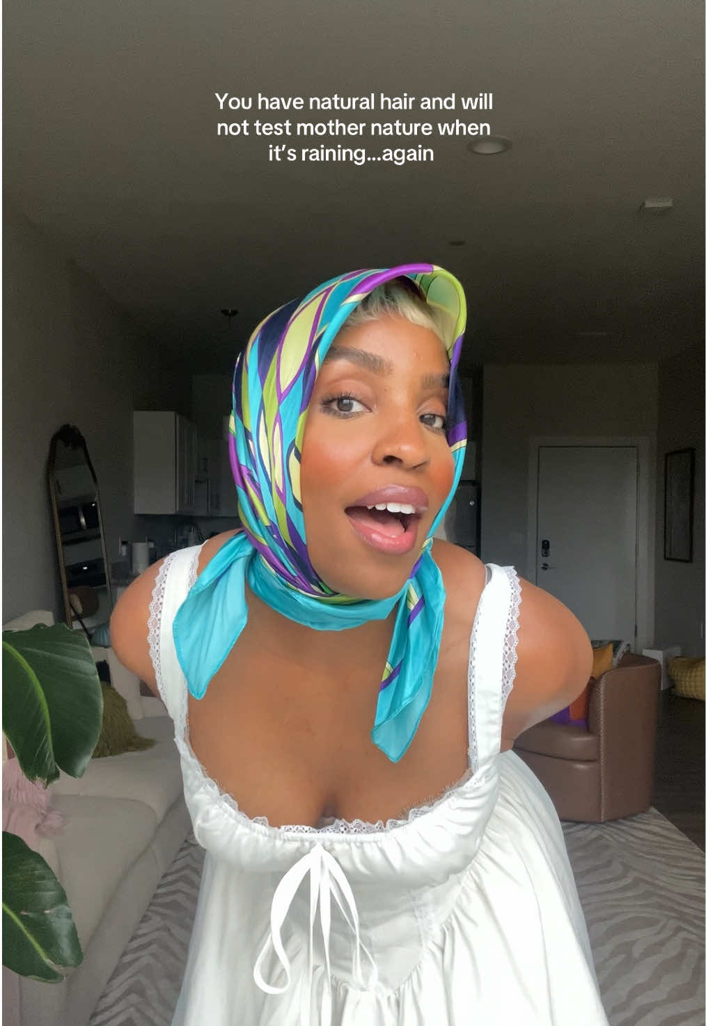 Replying to @Robin | lifeSTYLE  Little Miss. Anti-Umbrellas ☺️ 👱🏾‍♀️Satin scarves linked in bio! #bostoninfluencer #naturalhairproblems #naturalhair #naturalhairtiktok #naturalhairstyles 