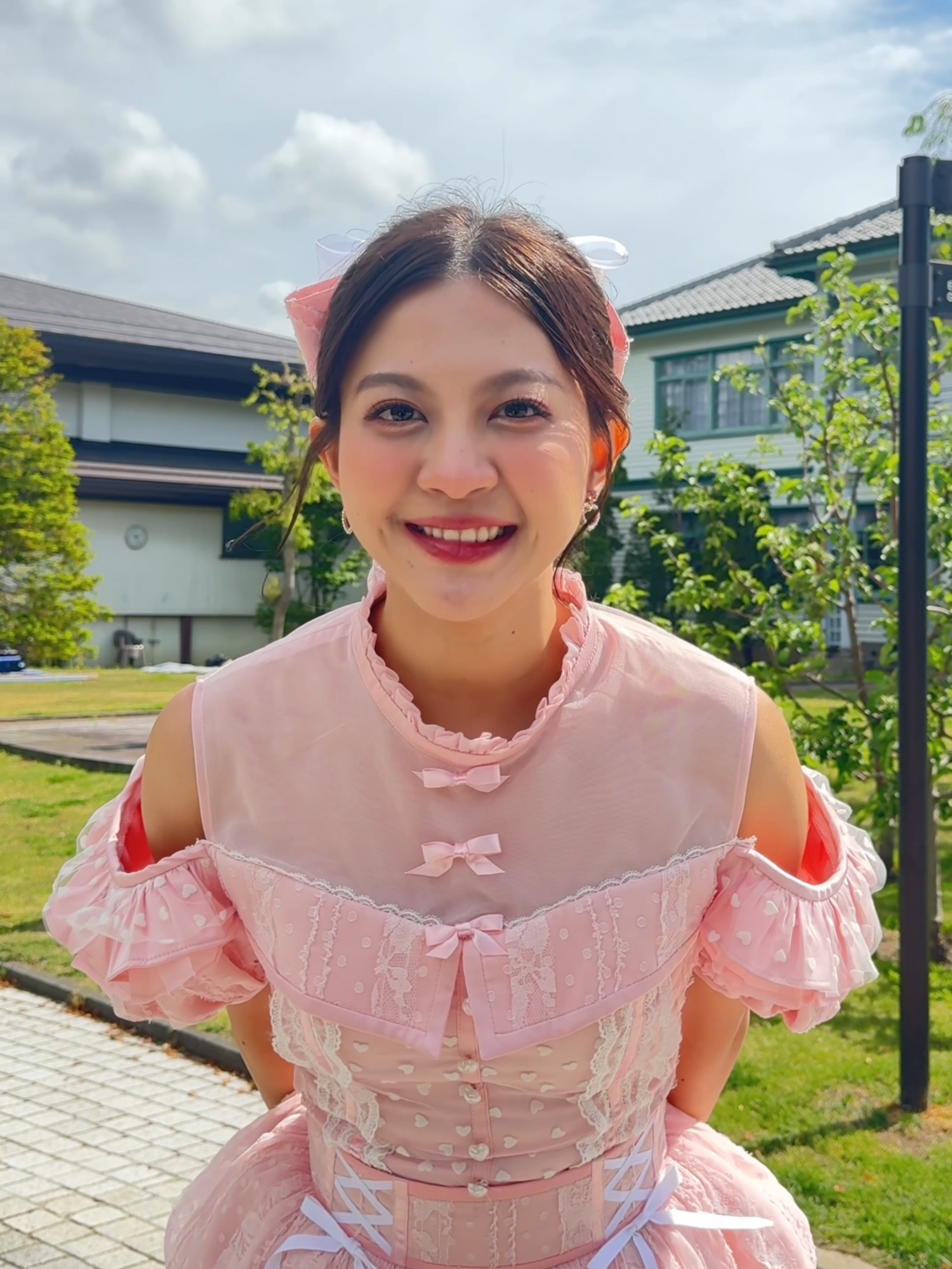 [👁️✨] #ColorconWinkTH_EyeContactChallenge  มาจ้องตาแข่งกัน! YOU ⚡️VS⚡️ #PopperBNK48  MV OUT NOW! 🔗 https://youtu.be/FQOnJPeaPmc  Pre-Order @ iAM48 Application NOW - 11 Jul (23:59) 2025 https://app.bnk48.com/shop  #カラコンウインク #BNK4819thSINGLE  #BNK48 #CGM48