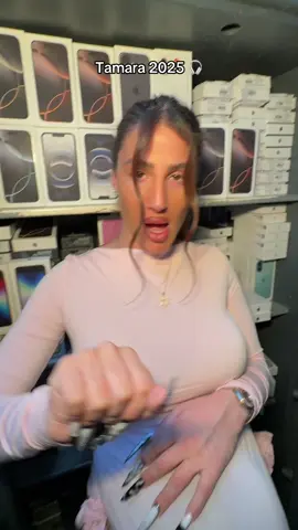 אני יעשה עוד 100 סרטונים עד שתבין שזה שיר שלי !!! 🤷‍♀️ 