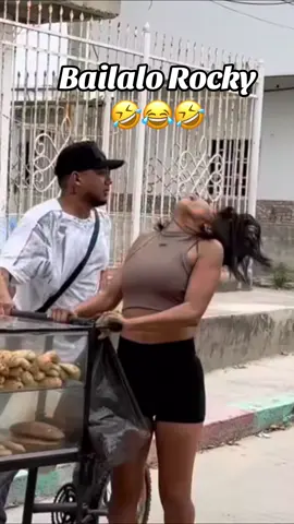 Bailalo Rocky ….🤣😂🤣 #comedia #humor #bailalo #bailalorocky #videoviralitiktok #viral #reflexion #vida #LIVEIncentiveProgram #siendofelizcadadia❤ #🤣 