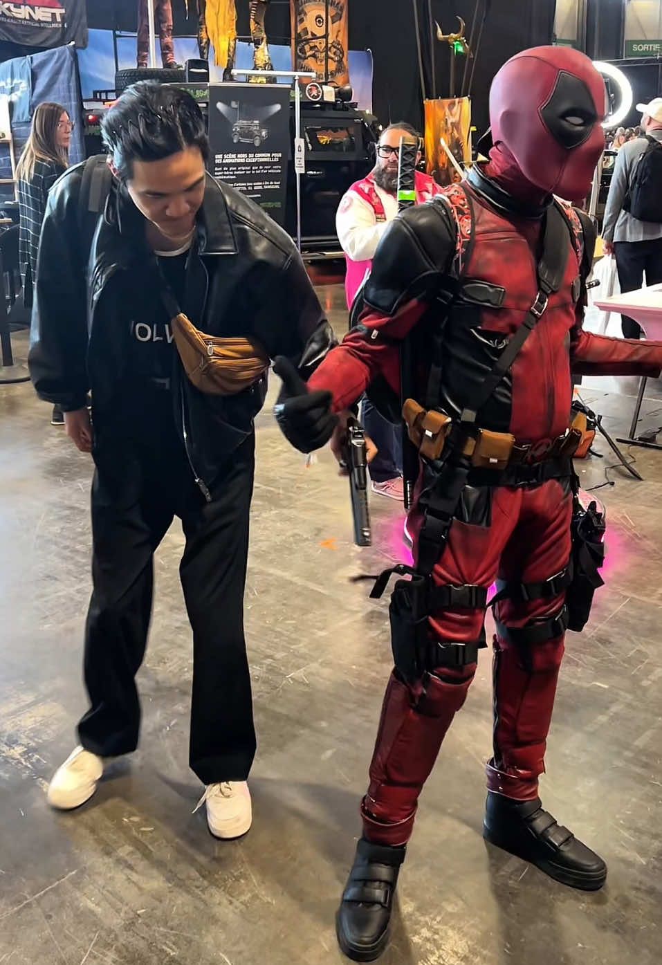 Deadpool core 😂💀 • • #marvelstudios #deadpool #comicon #comicon2025 #marvelcomics #cosplay #marveltok #humour 