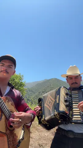 El Guero Garrochas 🪗 @Los Duarteros @Los Desertores de Durango #losduarteros #corridos #accordion #acordeondeteclas #teclas #boppola #chaka 