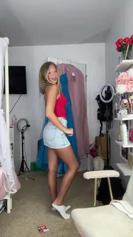fit check #jamesarthur #fyp #foryoupage #viral #views #real #relatable #tooreal #foryou #cute #pretty #tooreal #blonde 