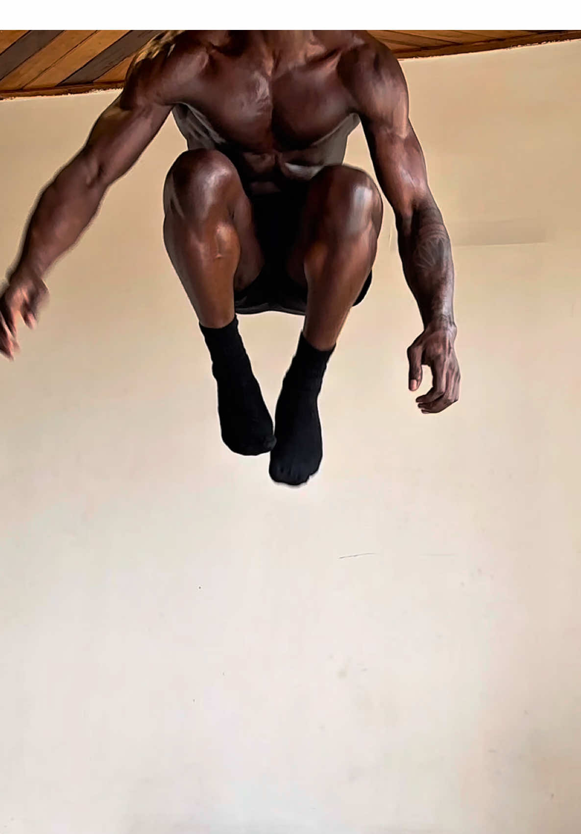 How to grow your calf 🏠 #workout #calves #sports #viral 