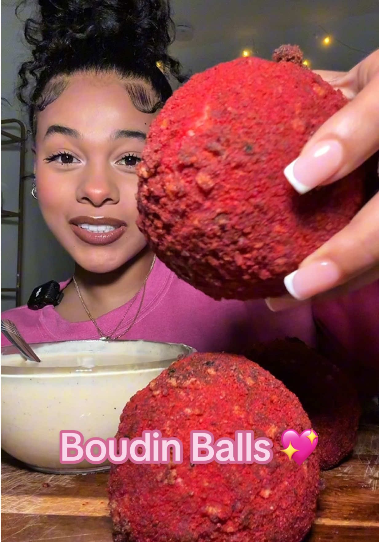 Boudin balls are my guilty pleasure! These are sooooo good! Lilly made these once and I never looked back! Literally so good😭 the crust is hot Cheetos too like yalllll fr make some and try it TODAY!!! She has a recipe on her page @aliviadonai 💖💖💖💖💖💖💖💖💖💖💖💖💖💖🍀🍀🍀🍀 #foryoupage #fypシ #fyp #viral #eating #asmr #aaronmichelle #mukbang #creatorsearchinsights #shorts #homemade #Recipe #boudin #boudinballs 