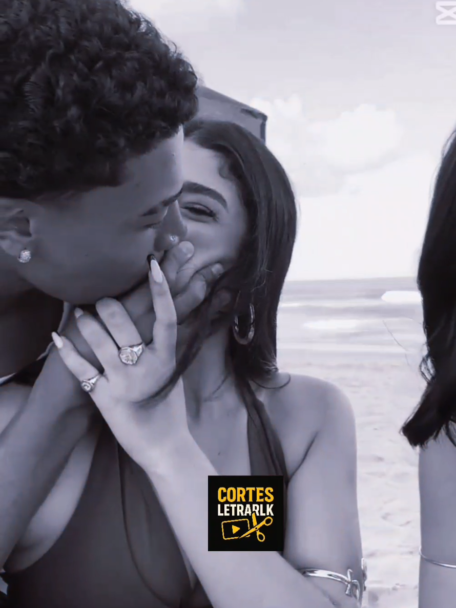 Edit @Zago e @Giovanna Cremonezi  #zago #edit #casal #clips #fyp #cortes #amor #beijo #vivendo #brasil 