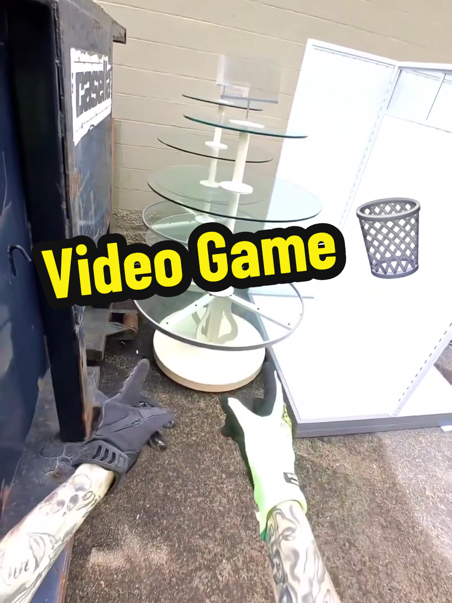 I found video game controllers, Nintendo switch and gaming accessories in the trash!! This store threw away expensive carts !!  #dumpsterdiving #gaming #Gamer #Nintendo #xbox #playstation 