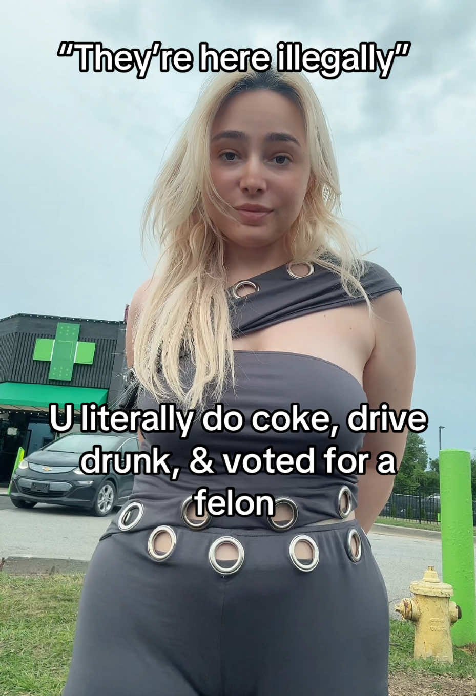 Ig is so madddd ab this post lolll l#egirl #viral #makemefamoUs #fyppppppppppppppppppppppp #foryoupage #fyp #fypage #elenasainte #teamwork 