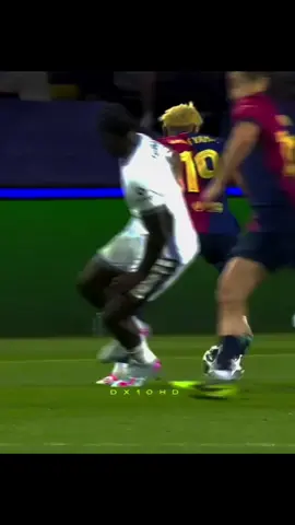 Lamine Yamal 🤩 #lamineyamal #skills #yamal #edits 