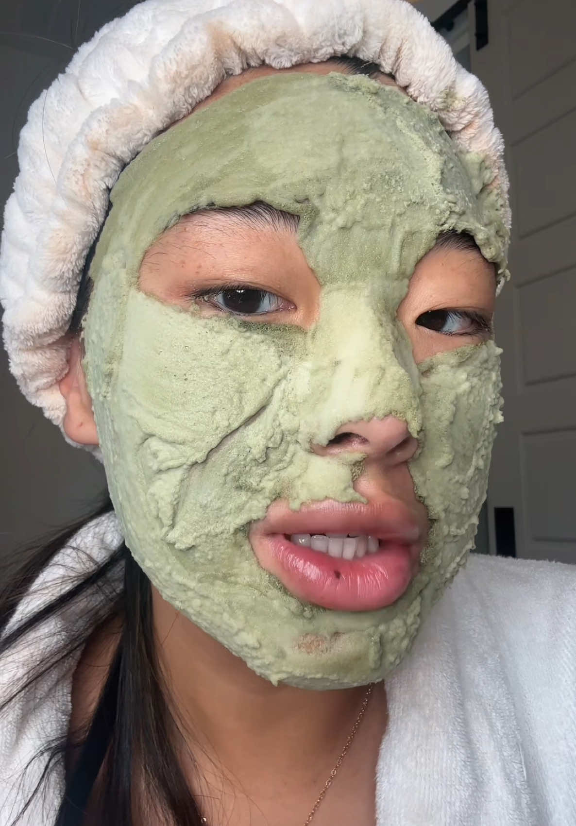 It’s giving get out me swamp #ifyouknowyouknow #ttscreatorbash #funinthesun #tiktokshopcreatorpicks #tiktokshopsummerturnup #dealsforyoudays #tiktokshopnewarrivals #beauty #skincare #pcalm #facemask #koreanskincare #glowyskin #clearskin @P.CALM 