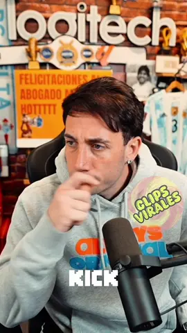 La próxima meta del momo #gh #coscu #kick #tiktok #greenscreen #momo #green #italia #foryoupage #foryou #fueシ #viralvideo #v #adinross #fyp #fy #video #viraltiktok #viral #parati #viral #dance #music #funny #Love #trending #duet #viral #viralvideo 