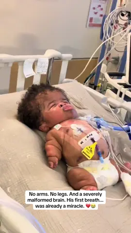 💔😭 #baby #mother #son #labor #hospital #babyboy #mom #pregnant 