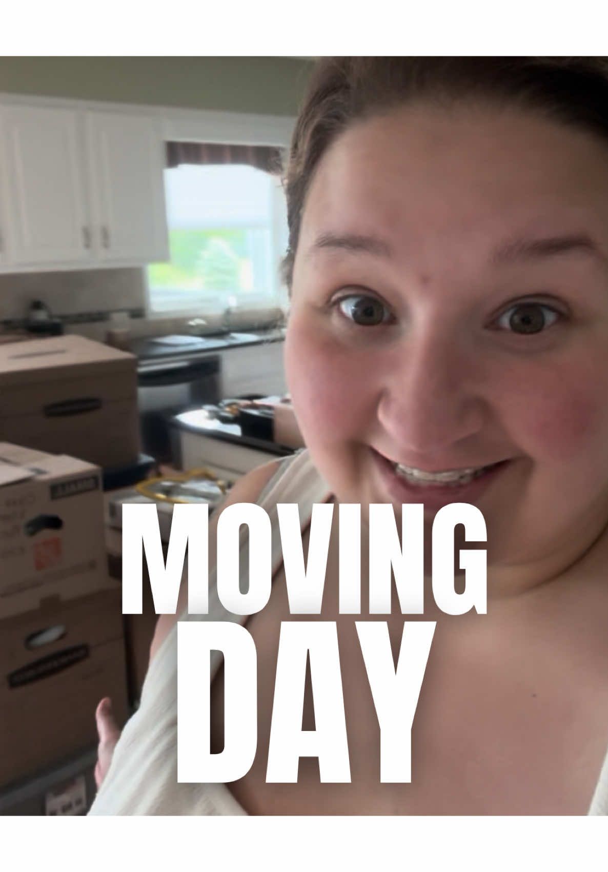 Okay I’m sick of moving content too — so we’re moving right along with getting back to normal. But if you’ve ever had to move with small kids, you know it’s a beast. Emily took the kids (bless her), my parents came to help, and yes we hired movers because I have work to do and zero interest in throwing out my back. We set up everyone’s beds first (non-negotiable), and by the next day? Emily and I had the whole house unpacked. Like… completely unpacked. Not a single box left. I thought this would take 3 months, but here we are. Fully moved in. Still stunned. @Emily|FernandFinchHandmade  #MovingDayVlog #WeMoved #UnpackingChaos #RealLifeMoves #FamilyHelped #MomLifeUnfiltered #NotLivingOutOfBoxes #ThankGodForFriends #HiringMoversWasWorthIt #BackToBusiness #MovingWithKids #FullyUnpacked #HomeSetupComplete #ChaosToCalm #DoneIsBetterThanPerfect