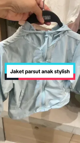 Jaket parasut anak ada 7 pilihan warna#jaket #jaketmurah #jaketanak #jaketanakstylish #jaketparasut #jaketparasutanak #bajuanak #bajuanakmurah #bajuanakperempuan #outfi #outfitanak #cuantanpabatas 