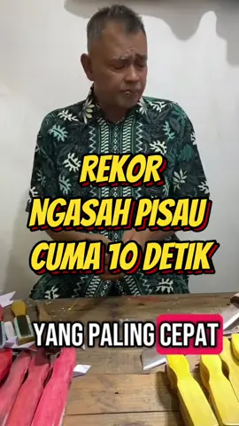 Ternyata ini alat untuk menajamkan pisau yang viral itu , cuma 10 detik pisau langsung tajam kaya silet  Buruan buat kalian yang di rumahnya yang punya pisau tumpul buruan beli ini mungpung lagi diskon #asahanpisau #pengasahpisau #alatpengasahpisau #penajampisau 