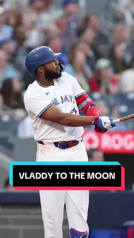 filmed on an eyeball (jk we just have the best content creators 🤭) #MLB #bluejays #homerun #baseball 