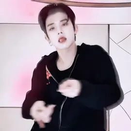 this diva🖤🖤 #yeonjun #yeonjunedit #choiyeonjun #4thgenitboy #tyunctrl #tomorrow_x_together #kpopfyp #mutuals @mia 𖧵⋆˚ @minru ☆ @lills 𐙚 @⋆˚࿔ 𝐀𝐋𝐄 𝜗𝜚˚⋆ @#1 moawajjunie￼🦈‼️@@angie⁷⁵@@lili@@mailes ♪ 🍋@@mei@@milo !!