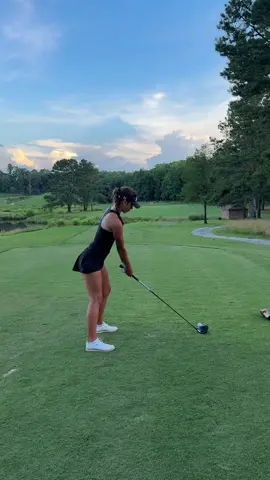 All black>> #summergolf #golf #driver 