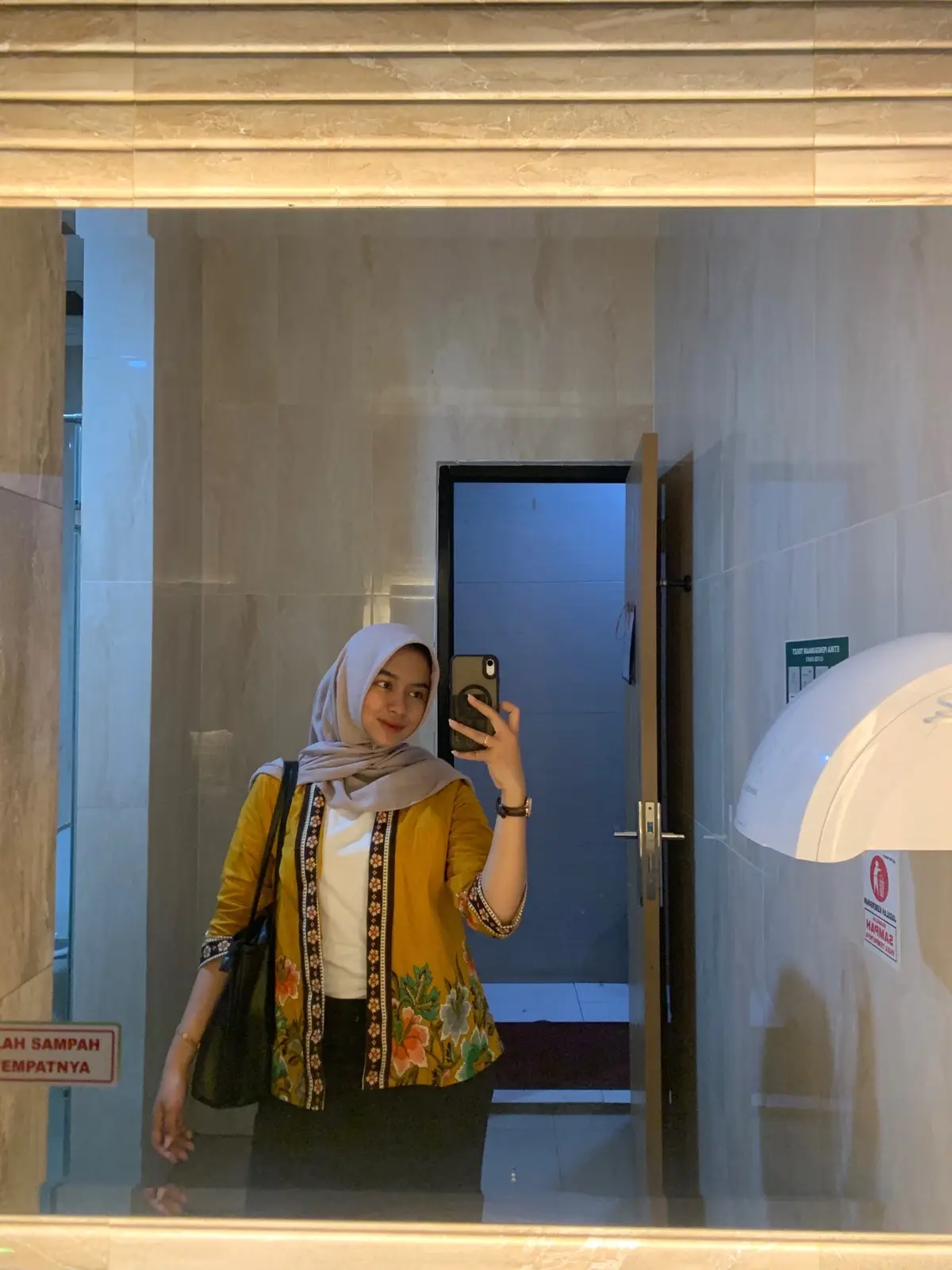 ade ga bisa kepang dua 😺#fypage #sounds #timur #xybca #masukberanda 