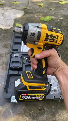 Trọn Bộ Máy Siết Bulong Dwalt 580Nm kèm 2 Pin 1 Sạc Hộp Đựng Tặng Kèm Phụ Kiện#thinhhanh #xuhuong #dienmaydandung24h 